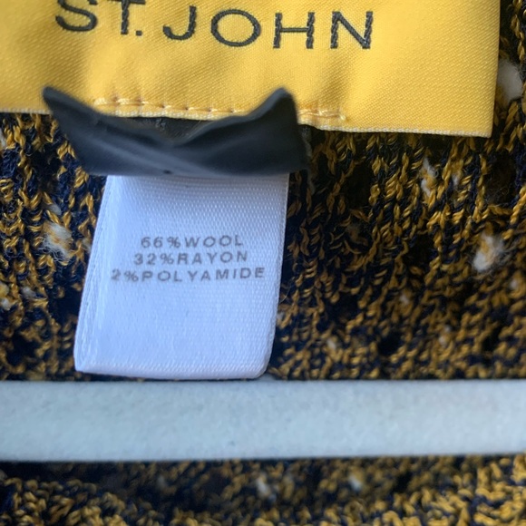 ST.JOHN Turtleneck Sweeter Shawl Cape Fringed Sleeves and Hem Wool Blend Mustard - Picture 6 of 14